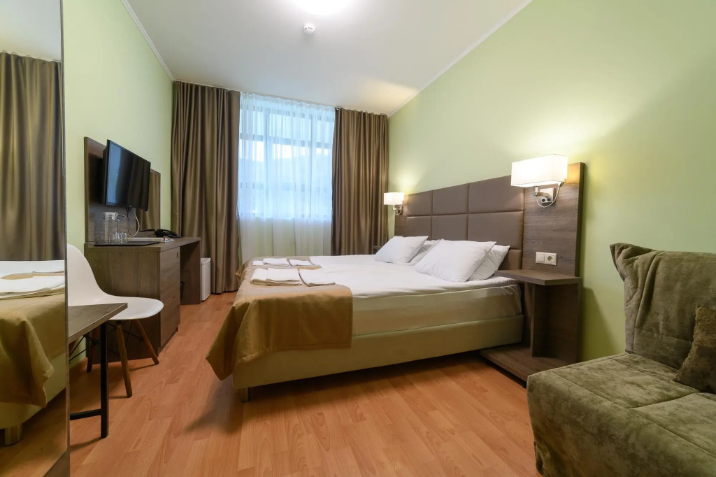 1 Room Standard Building 2 Double room (full double bed)