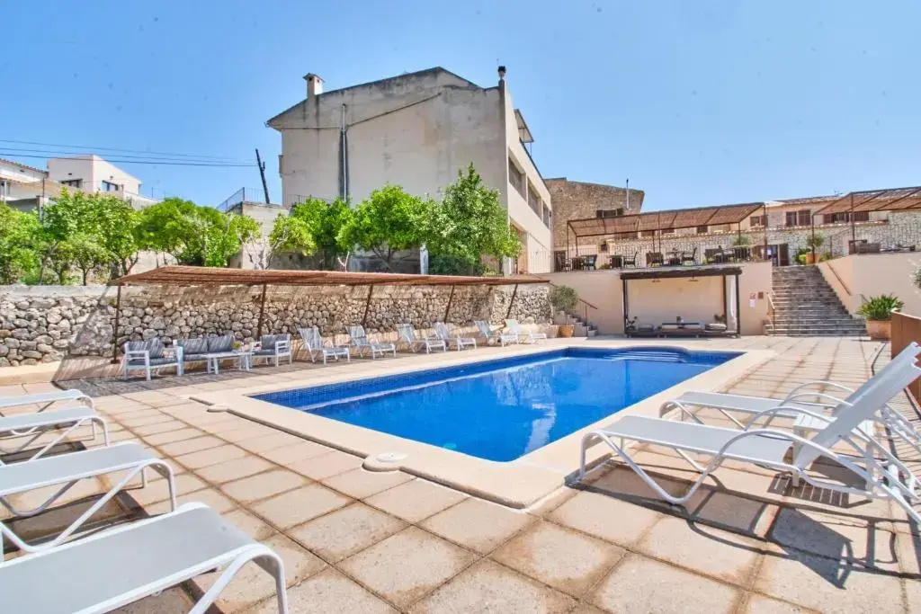 Can Riera by CheelHotels Hotel - Général