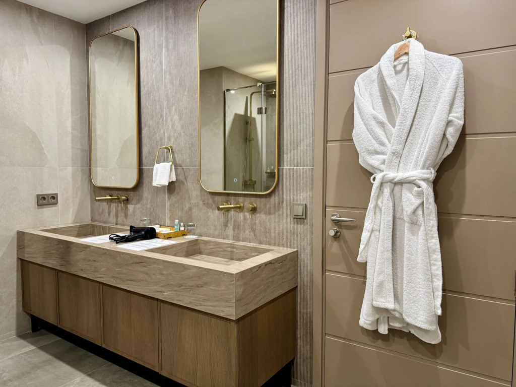 Двухместный люкс Grand двуспальная кровать в Donatello