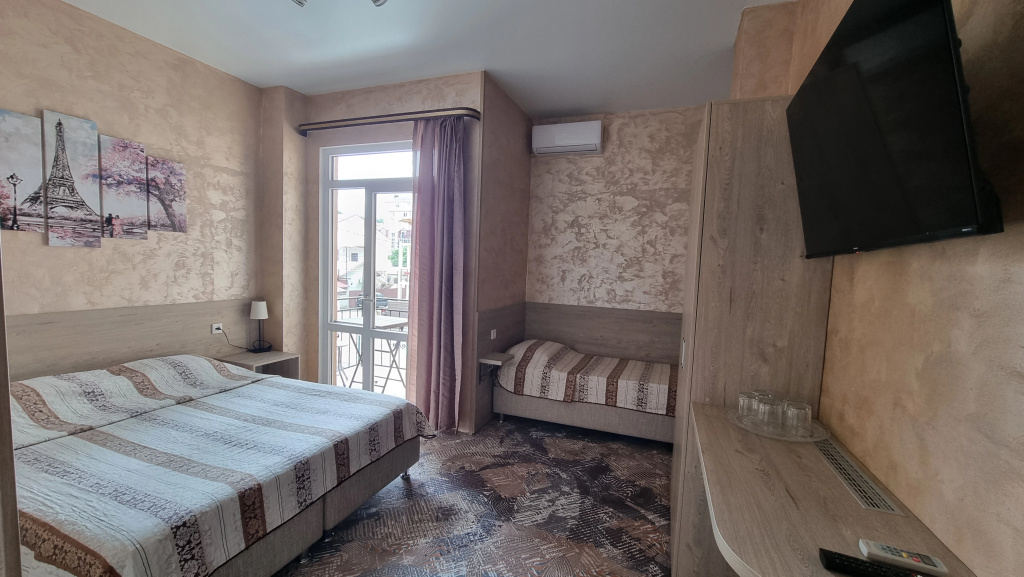 Apartment with balcony