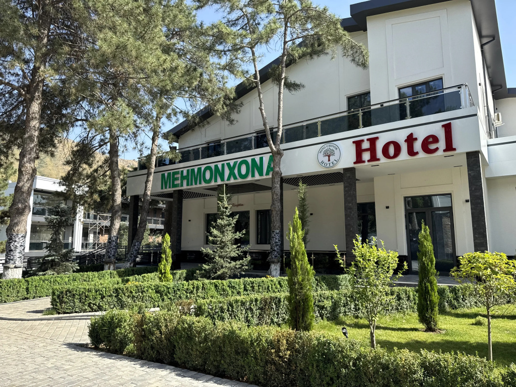 Ming Chinor Hotel