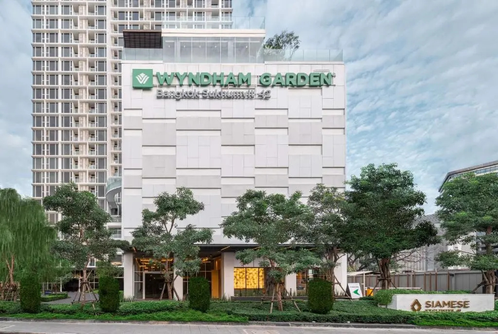 Отель Wyndham Garden Bangkok Sukhumvit 42 — фото