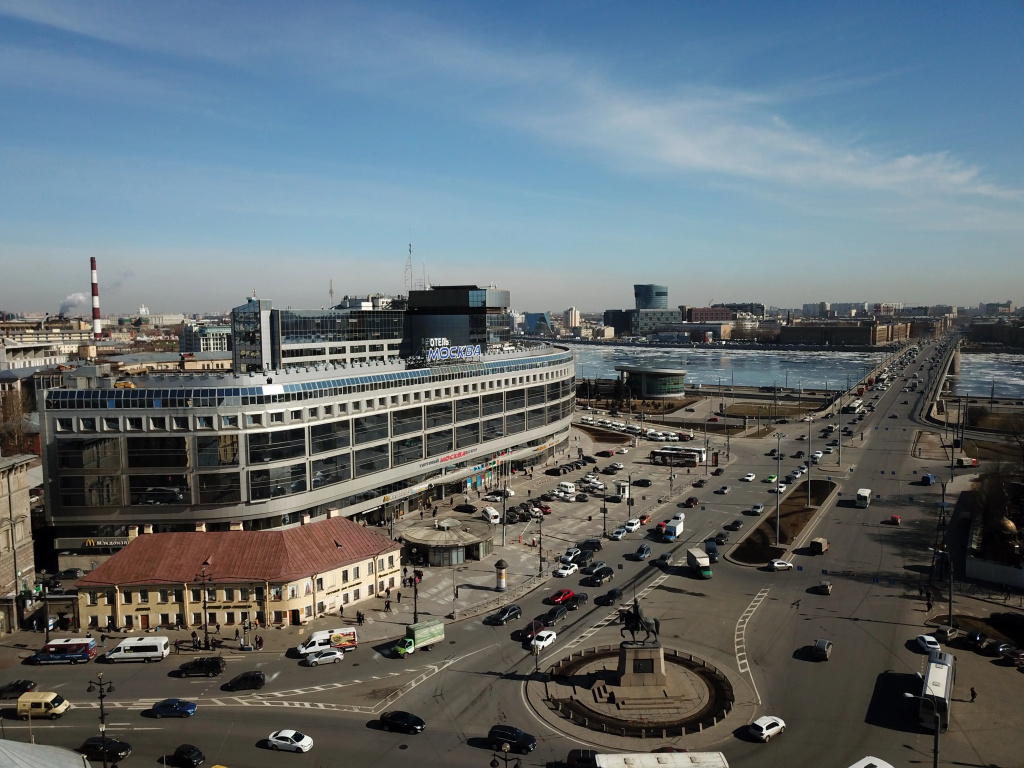 Отель Москва — фото