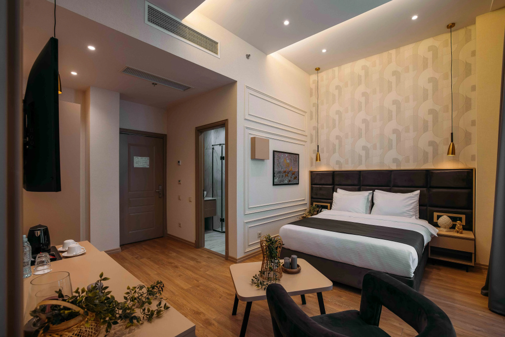 Standard Double room with balcony and with view (full double bed)