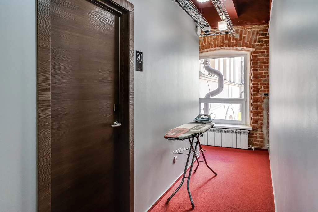 Lobby & Reception