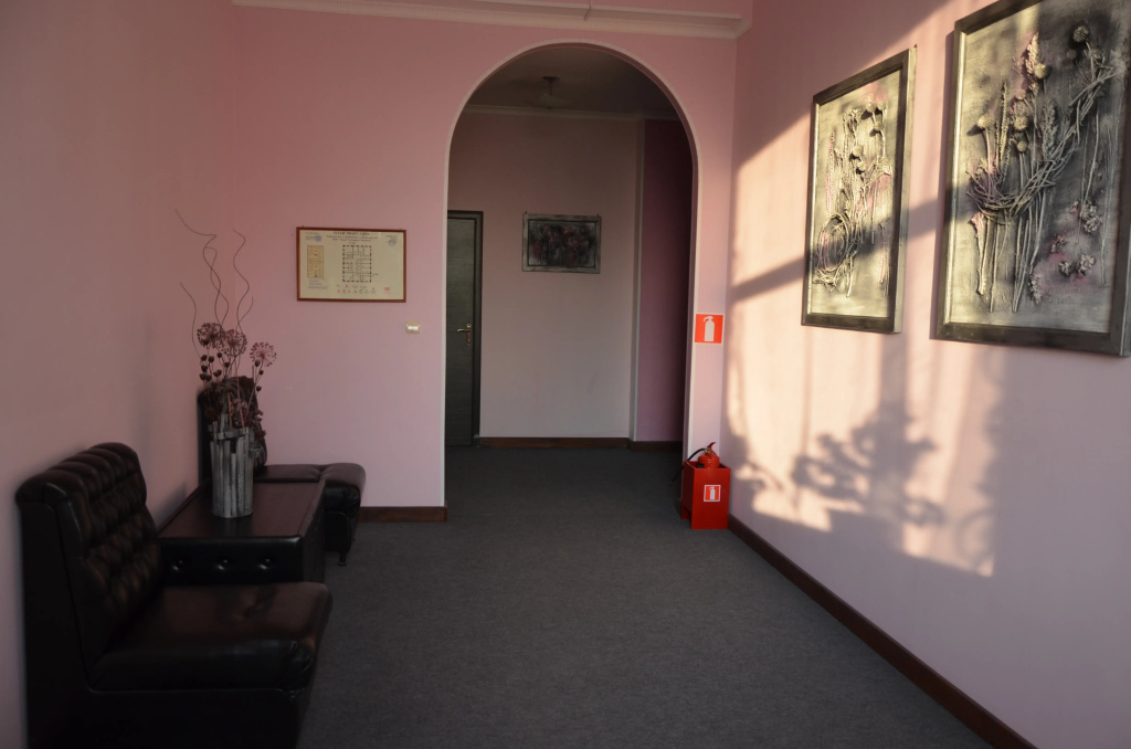 Lobby & Reception