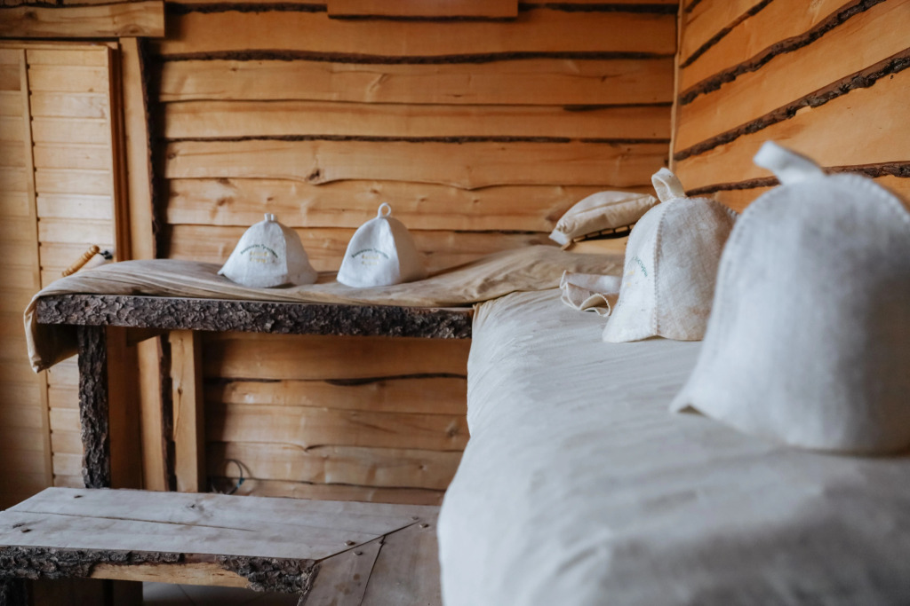 Двухместный коттедж с 3 комнатами с красивым видом из окна двуспальная кровать в Банный остров