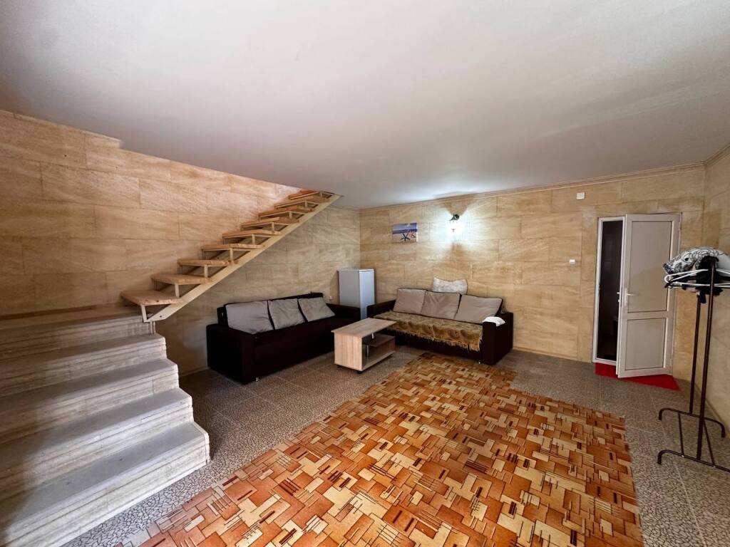 Коттедж Дуплекс с красивым видом из окна в Гостевой дом