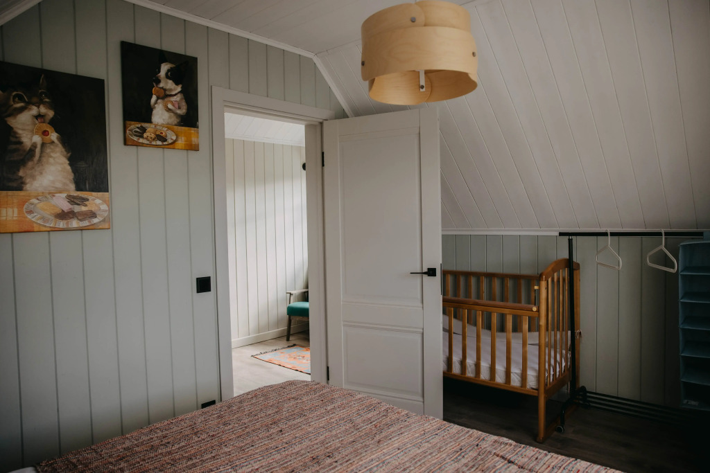 Коттедж с 3 комнатами с красивым видом из окна в Синяя синица