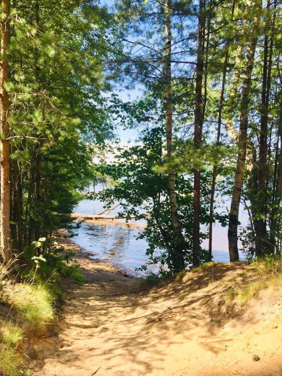 Частный дом c бaнeй у озepa Хэпоярви