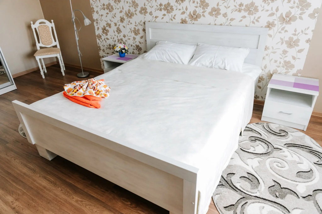 2 Bedrooms Double room (full double bed)