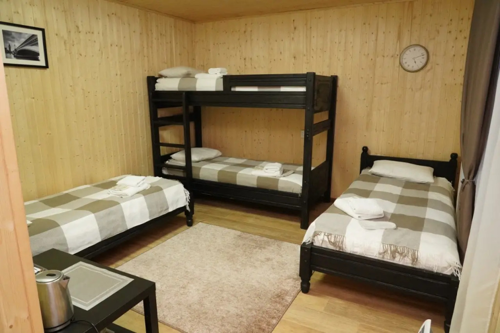 Четырёхместный коттедж в White Village