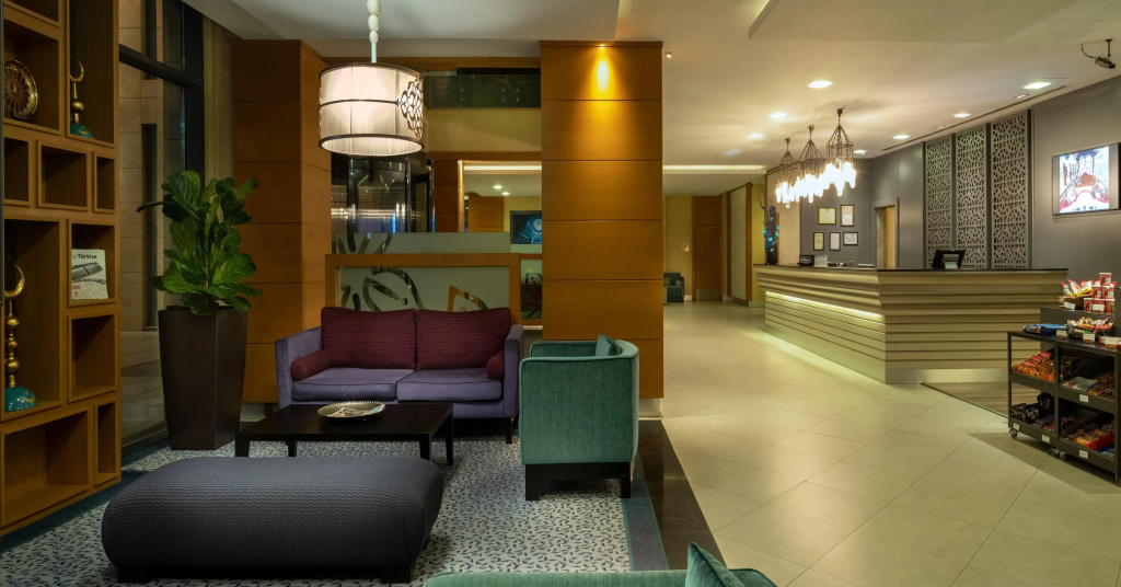 Lobby & Reception