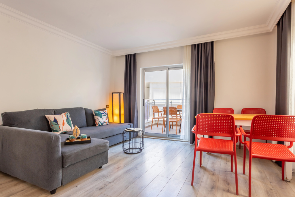 No. 102 - Bella Basic 1+1 Double room with balcony (full double bed)