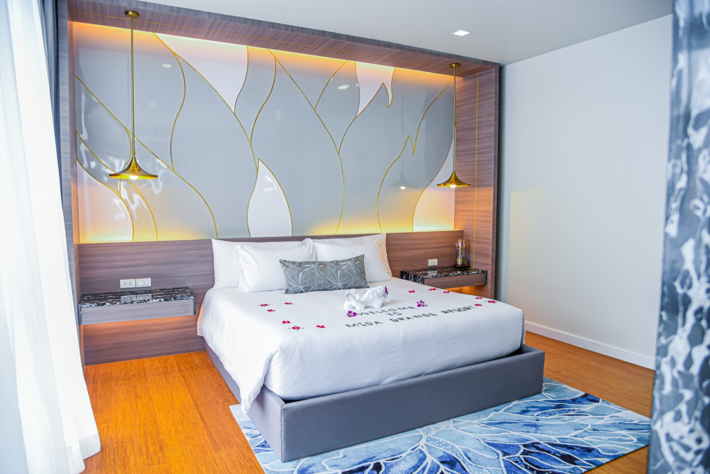 Вилла Pool Grand с 3 комнатами в Курортный отель MIDA Grande Resort Phuket