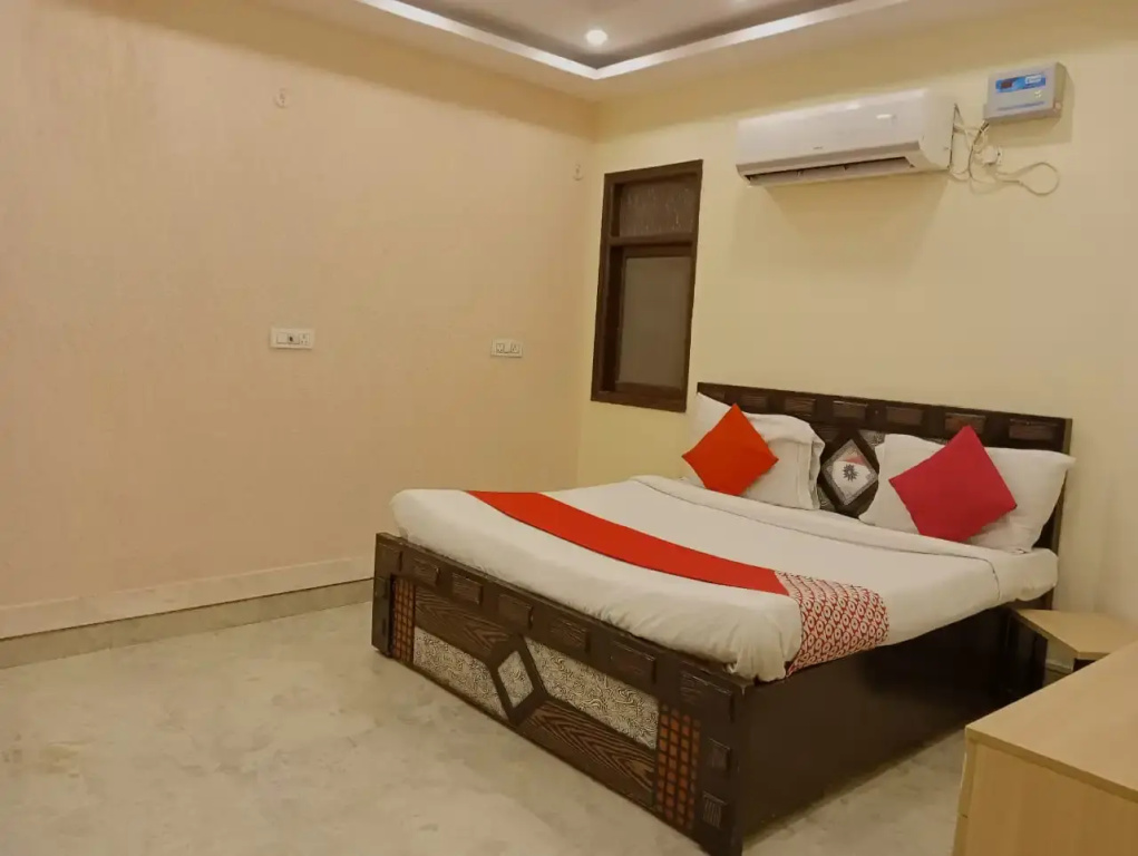 Raj Residency Govindpuri Hotel