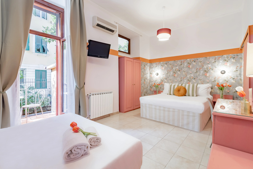 Deluxe Quadruple room with garden view