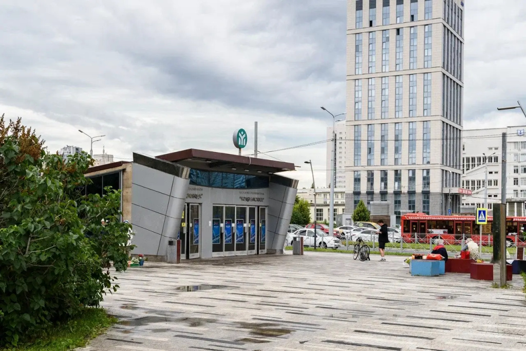 Квартира Уютная трехкомнатная квартира у станции метро Козья Слобода — фото