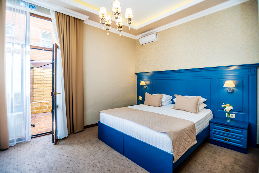 Bellagio Hotel Room Type - Superior with Terrace Double room full double bed