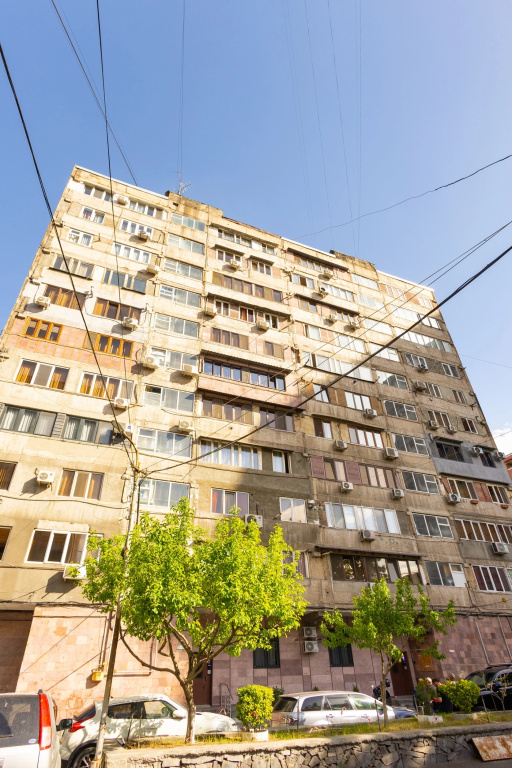 Stay Inn on Saryan Street 33 Apartments