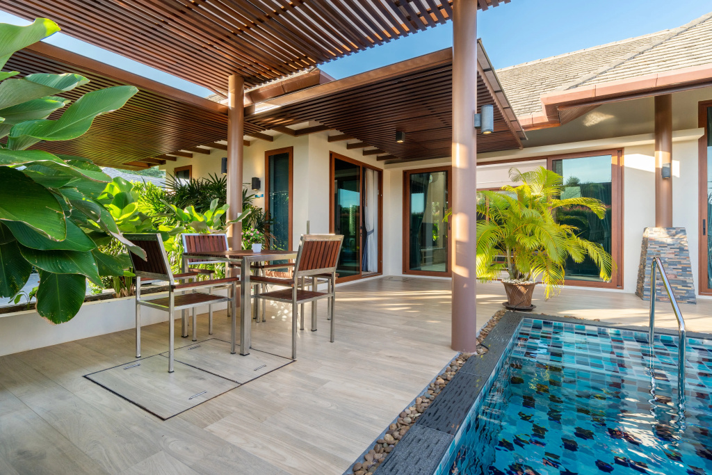3BR Modern Villa - Pool NaiHarn Rawai Villa