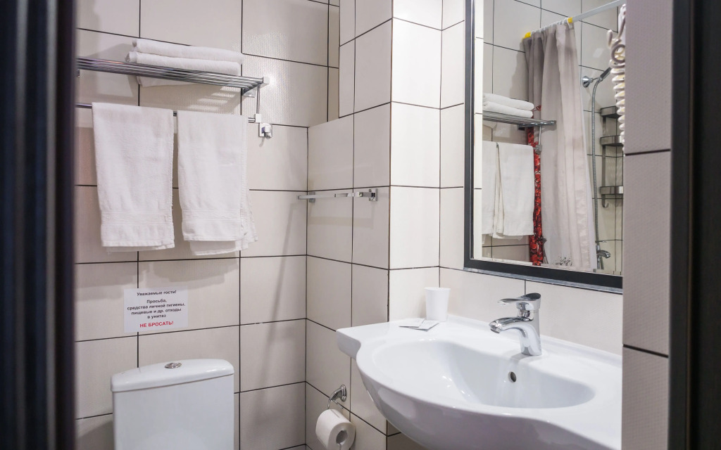 Двухместный номер Standard с балконом и рядом с пляжем двуспальная кровать в Арго