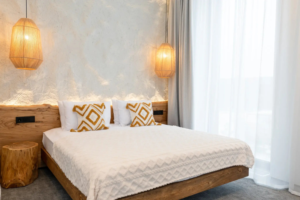 Standard Double room with view (full double bed)