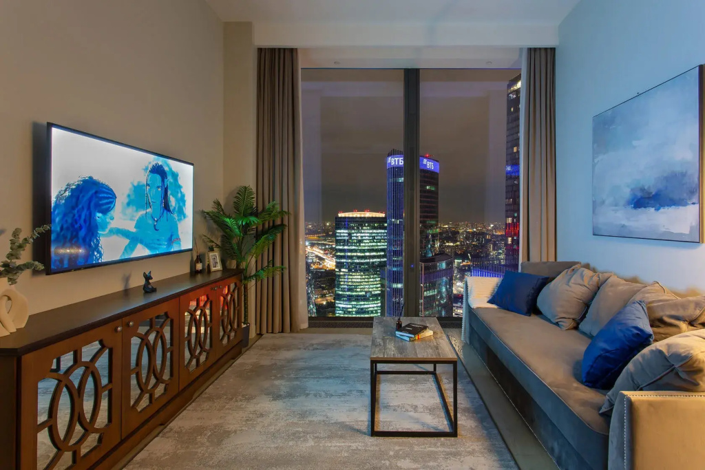 Апартаменты Sky City Moscow 62 этаж! Вид на Башни, Лужники, Парк победы и город! Очень уютный! — фото