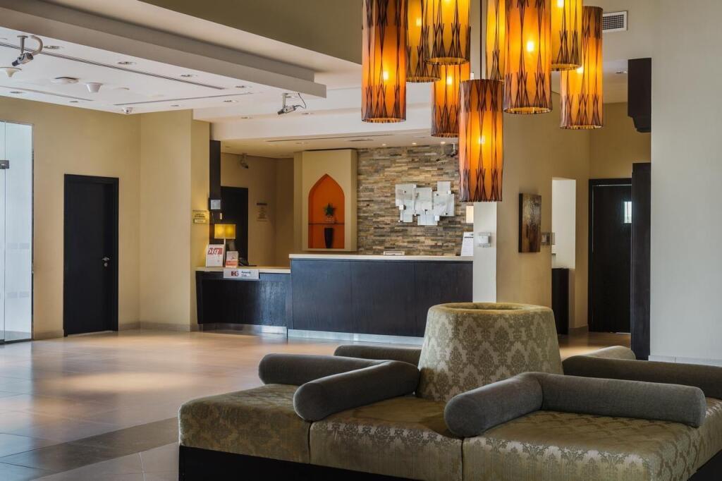 Holiday Inn Express Dubai - Jumeirah by null