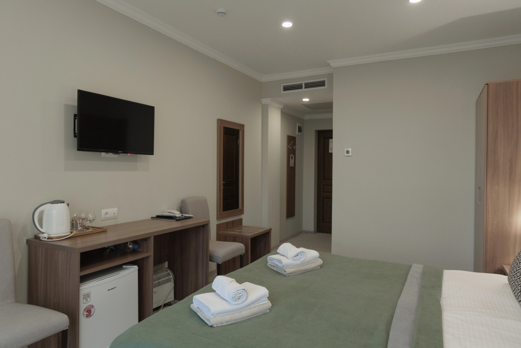 Двухместный номер Стандарт с красивым видом из окна двуспальная кровать в Нарт