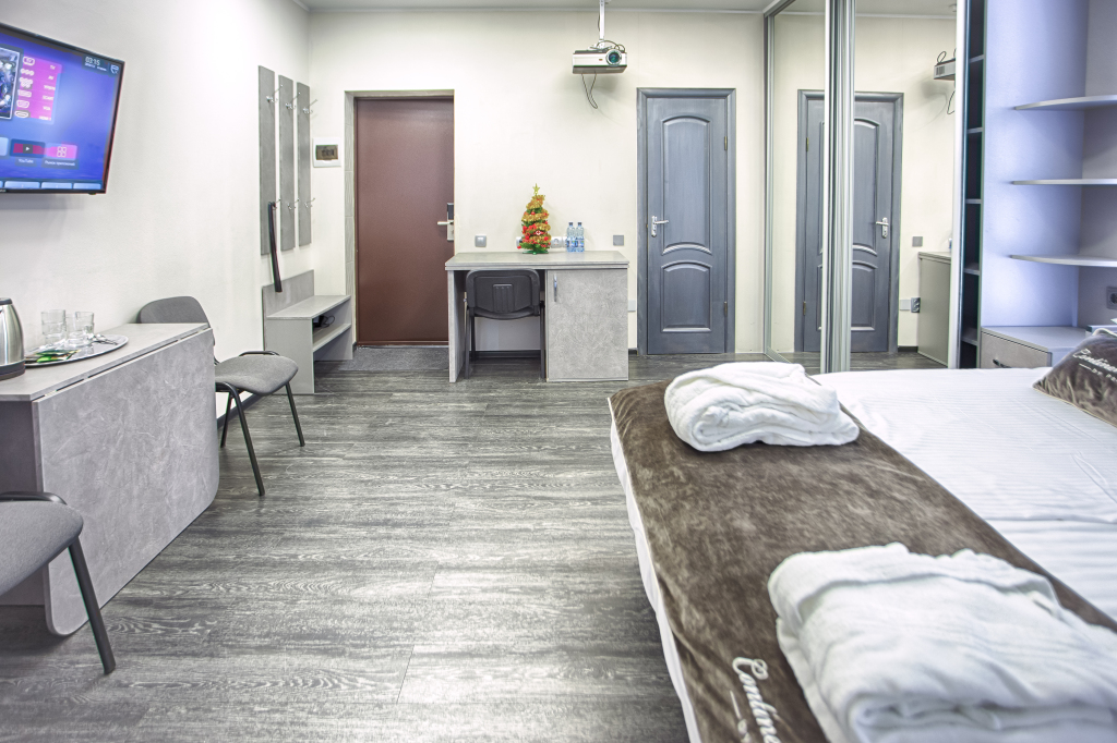 Двухместный номер Superior с балконом и с видом на море двуспальная кровать в Exclusive Hotel&Apartments