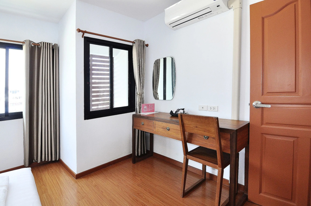 ZEN Rooms Suthisan Hotel - Général