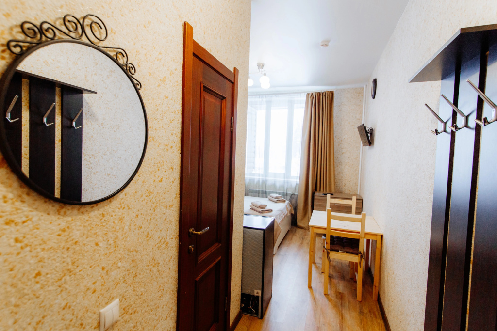 1 Bedroom Mini Double Apartment (full double bed)