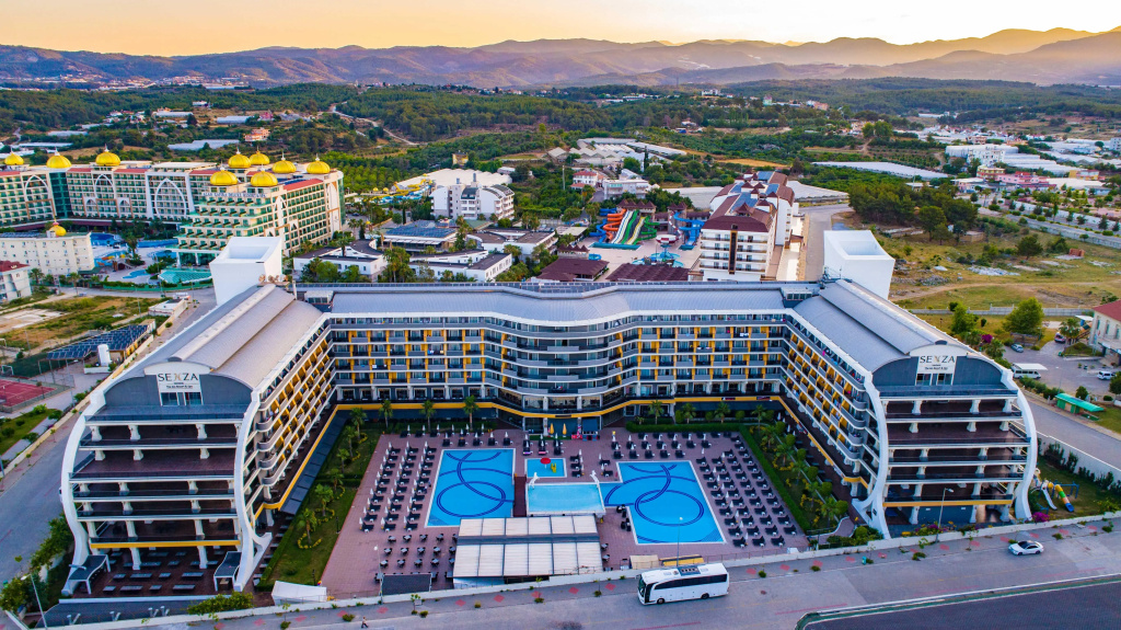 Senza The Inn Resort & Spa Resort Hotel - 5