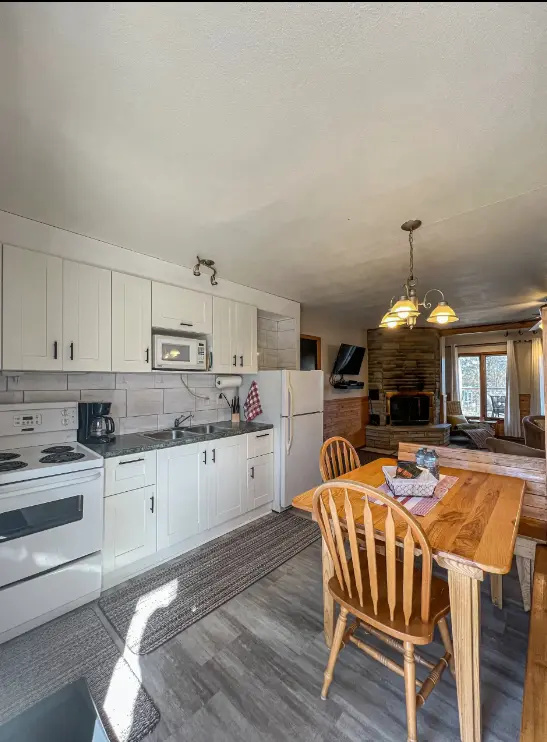 2 Bedrooms Cottage with balcony