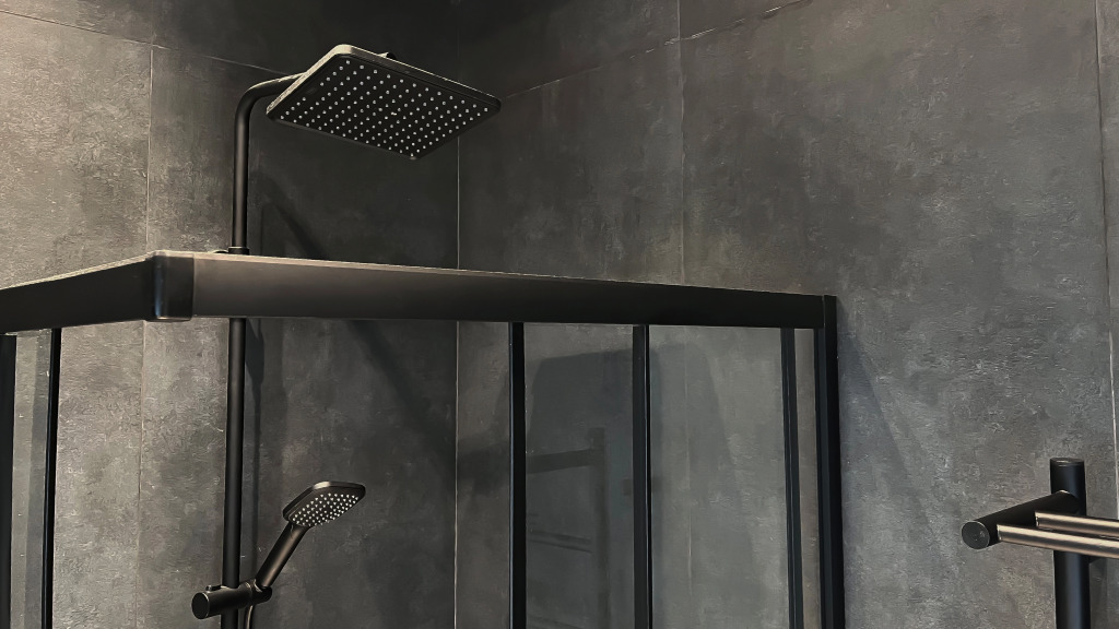 Полулюкс с балконом и с видом на море в Айтар Морские корпуса