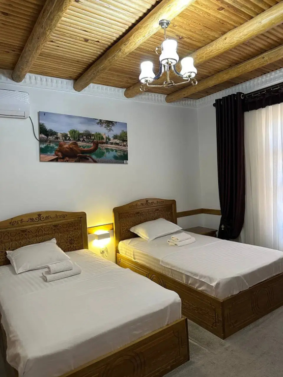 Deluxe Double room (full double bed)