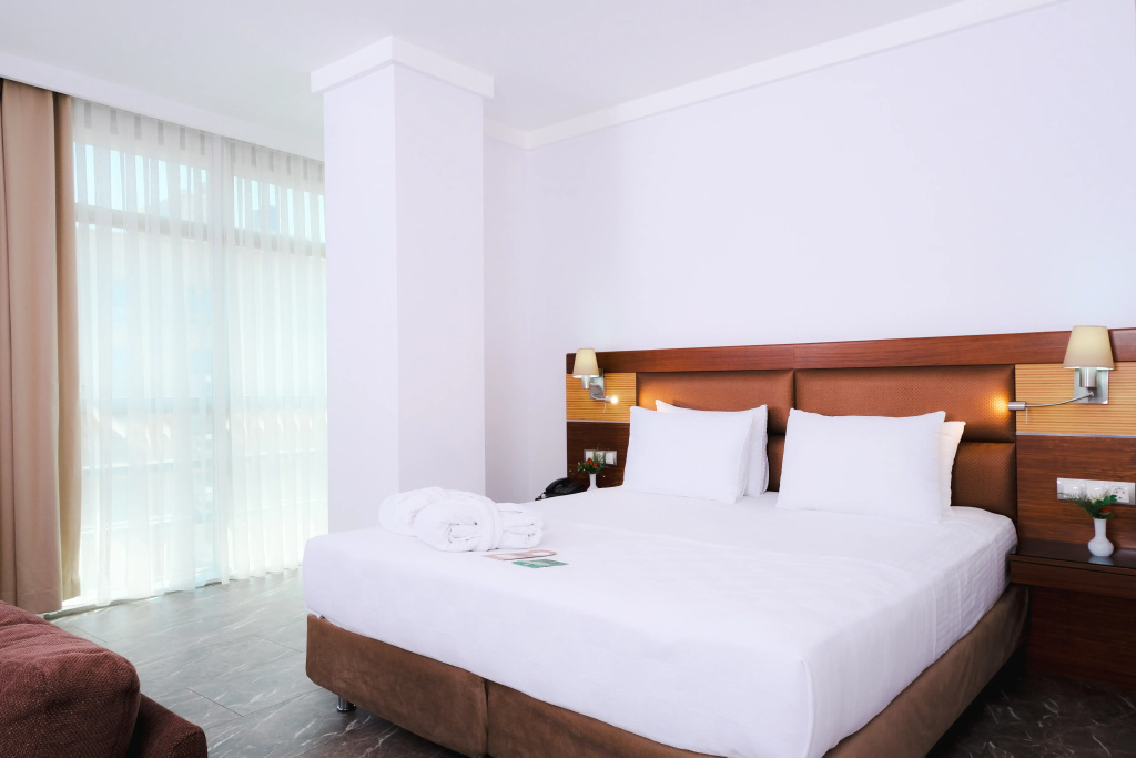 Standard Double room (full double bed)
