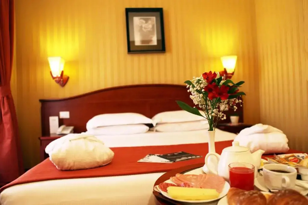 Superior Triple room