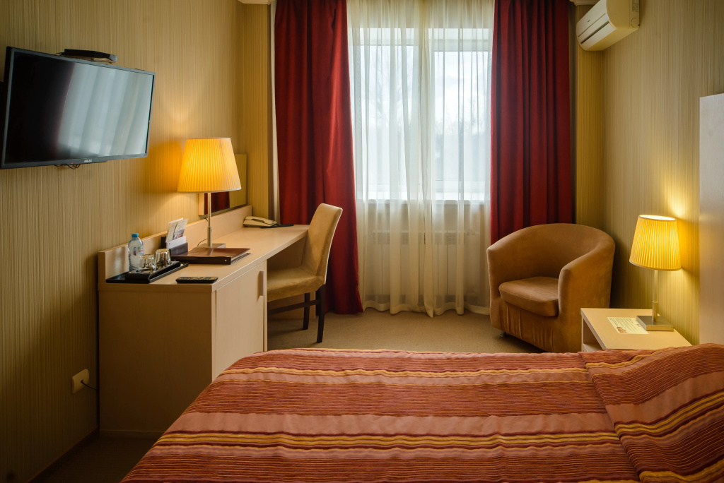 Superior Double room (full double bed)