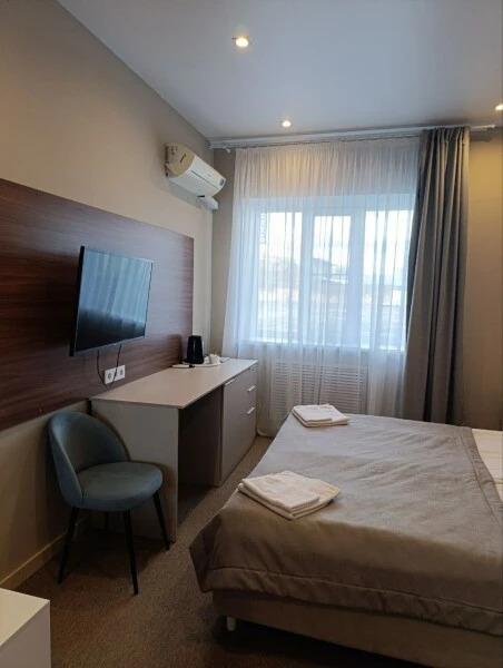 Двухместный номер Эконом 4 (№10) двуспальная кровать в Сон