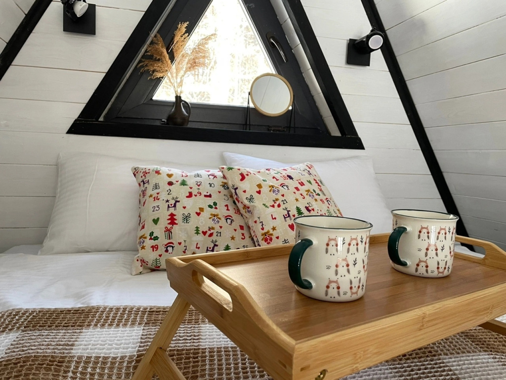 Paradise in a Hut House with view