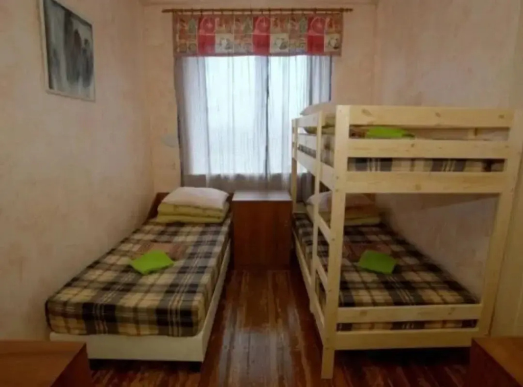 Economy Triple room