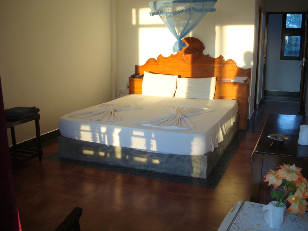 Topaz Beach Hotel