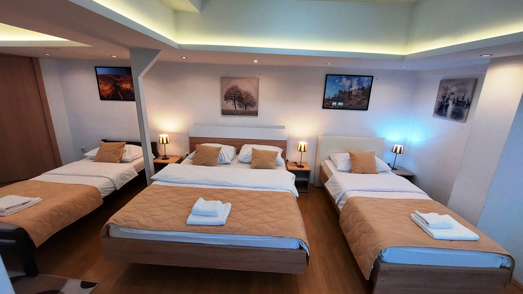 Economy Quadruple room with view