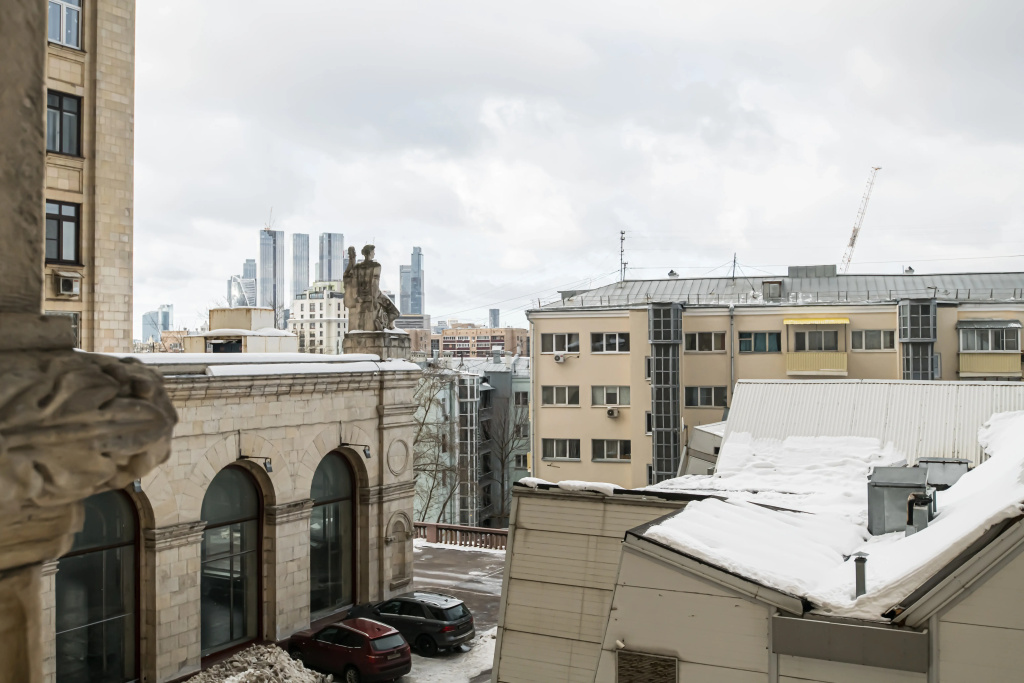 Отель Квартира GM Apartments в Сталинской высотке в Москве