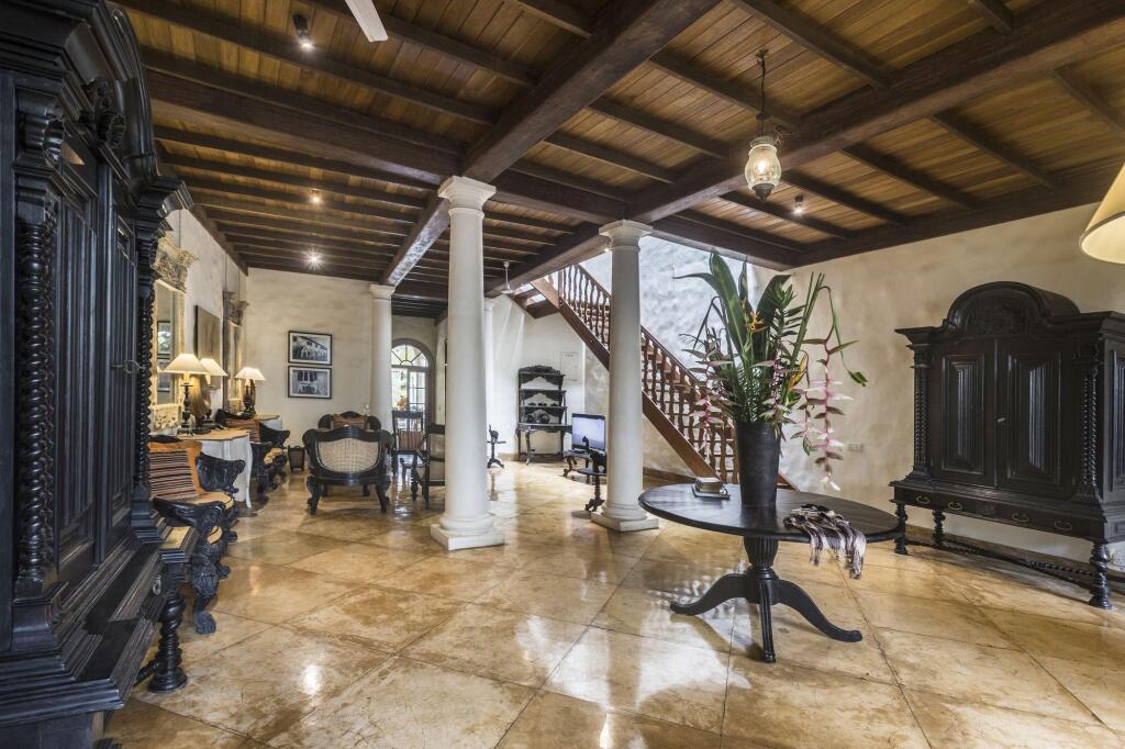 Thambili House By Edwards Collection