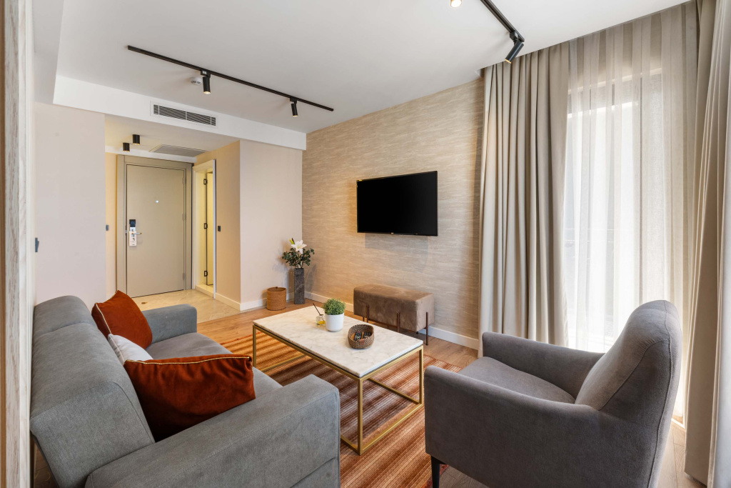 Grand Suite with balcony and with sea view