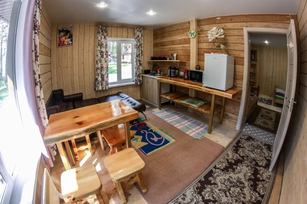 2 Bedrooms Standard Triple Family room