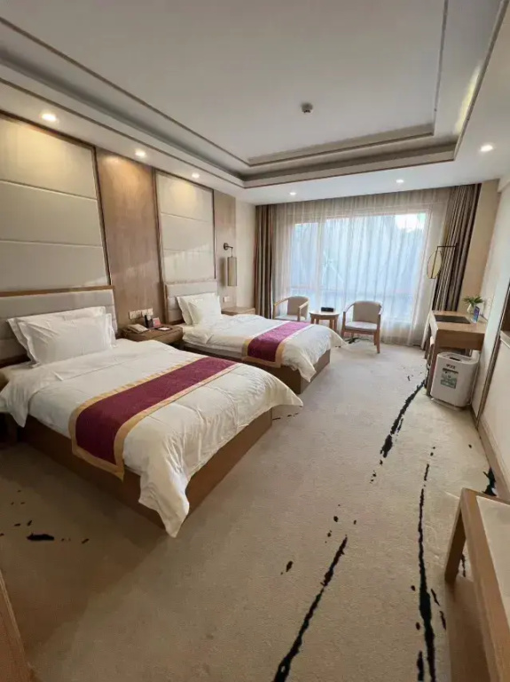 Standard room with city view